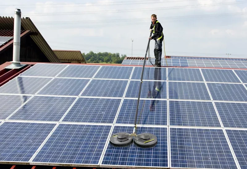 Clean Solar Panels